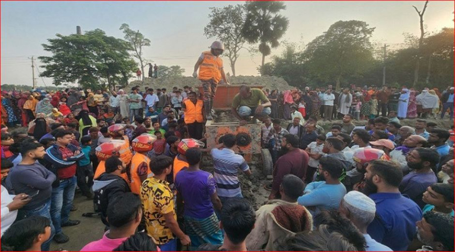 যশোরে ইটের ভাটায় কাদামাটি মিশ্রণের মেশিনে আটকে ঝরে গেল শ্রমিকের প্রাণ