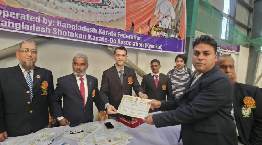 খুলনা বিভাগীয় কমিটির সদস্য সচিব টুটুল ঢাকায় কারাতে প্রশিক্ষণ সেমিনারে