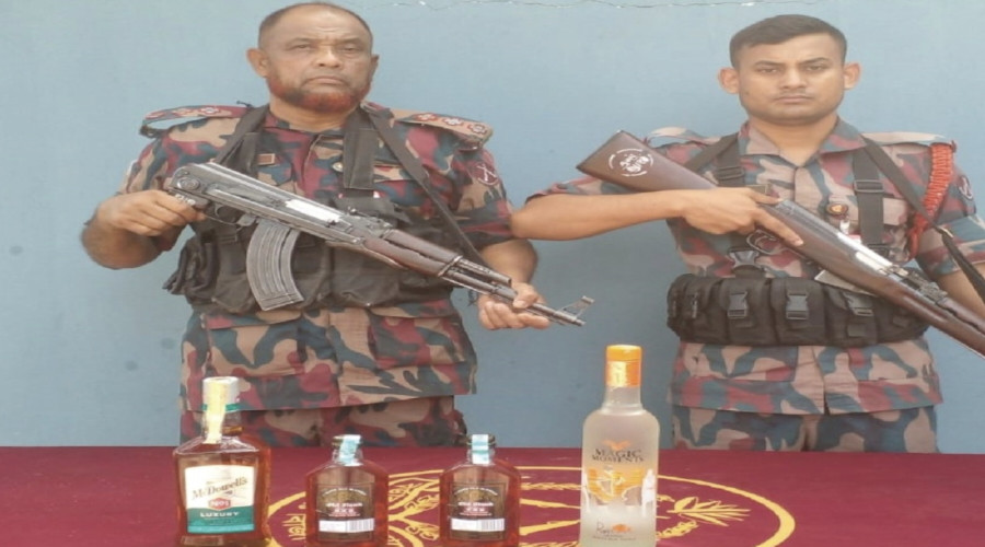 যশোর সীমান্তে বিজিবির অভিযানে মাদক ও চোরাচালানী মালামাল আটক